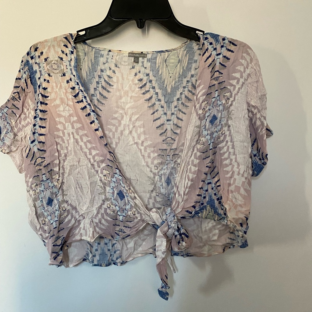 Cropped shirt